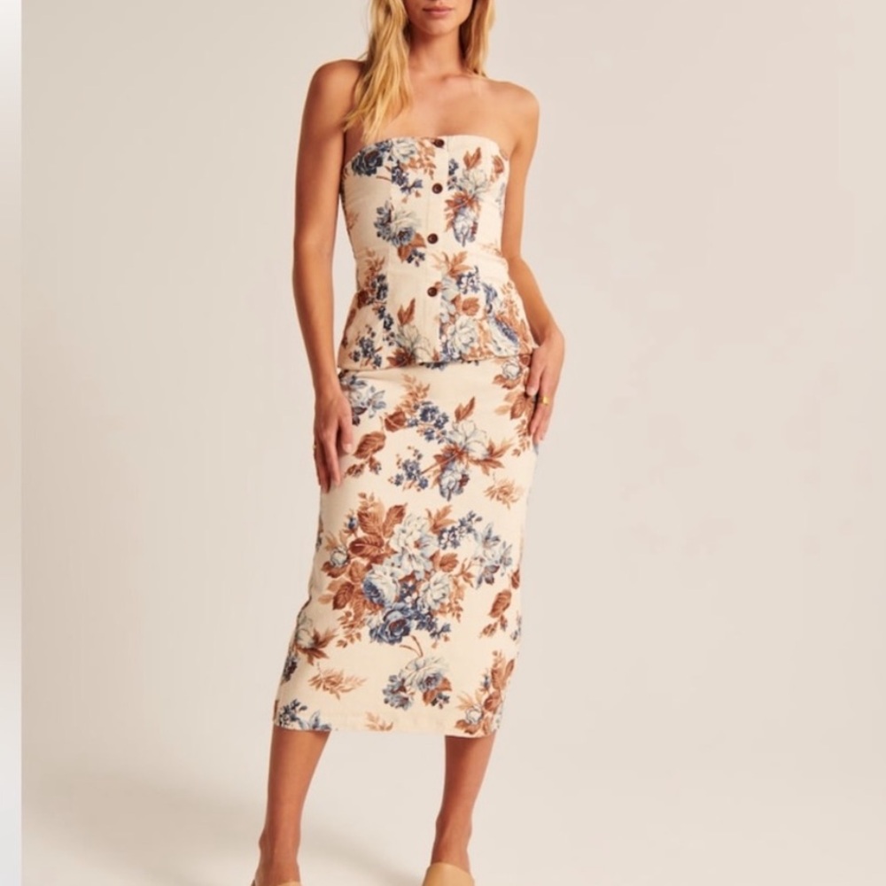 Abercrombie & Fitch Linen Blend Floral Skirt